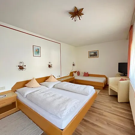 아파트 Am Doerfl *